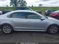 Photo 13 of 18 — 2012 Volkswagen Passat