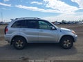 Photo 14 of 22 — 2003 Toyota RAV4