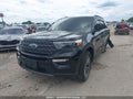 Photo 2 of 17 — 2022 Ford Explorer
