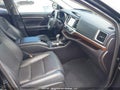 Photo 5 of 17 — 2016 Toyota Highlander