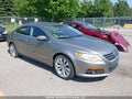 Photo 1 of 22 — 2010 Volkswagen Passat