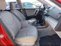 Photo 5 of 18 — 2011 Toyota RAV4