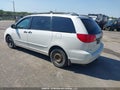 Photo 3 of 19 — 2010 Toyota Sienna