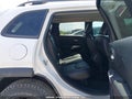 Photo 8 of 17 — 2018 Jeep Cherokee
