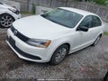 Photo 2 of 16 — 2013 Volkswagen Jetta