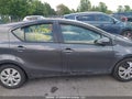 Photo 13 of 18 — 2014 Toyota Prius C
