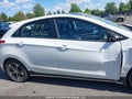 Photo 13 of 20 — 2016 Hyundai Elantra