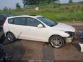 Photo 14 of 19 — 2011 Hyundai Elantra