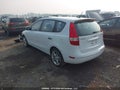 Photo 3 of 19 — 2011 Hyundai Elantra