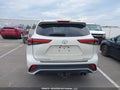 Photo 16 of 19 — 2021 Toyota Highlander