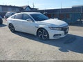2018 Honda Accord — photo 1 of 20 | VIN 1HGCV1F3XJA802784
