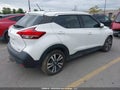 2019 Nissan Kicks — photo 4 of 22 | VIN 3N1CP5CU3KL554968