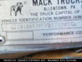 2000 Mack 600 Rd600 — photo 8 of 8 | VIN 1M1AA13Y5YW123245