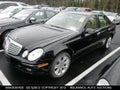 2009 Mercedes-Benz E-Class — photo 2 of 10 | VIN WDBUF87X19B430055