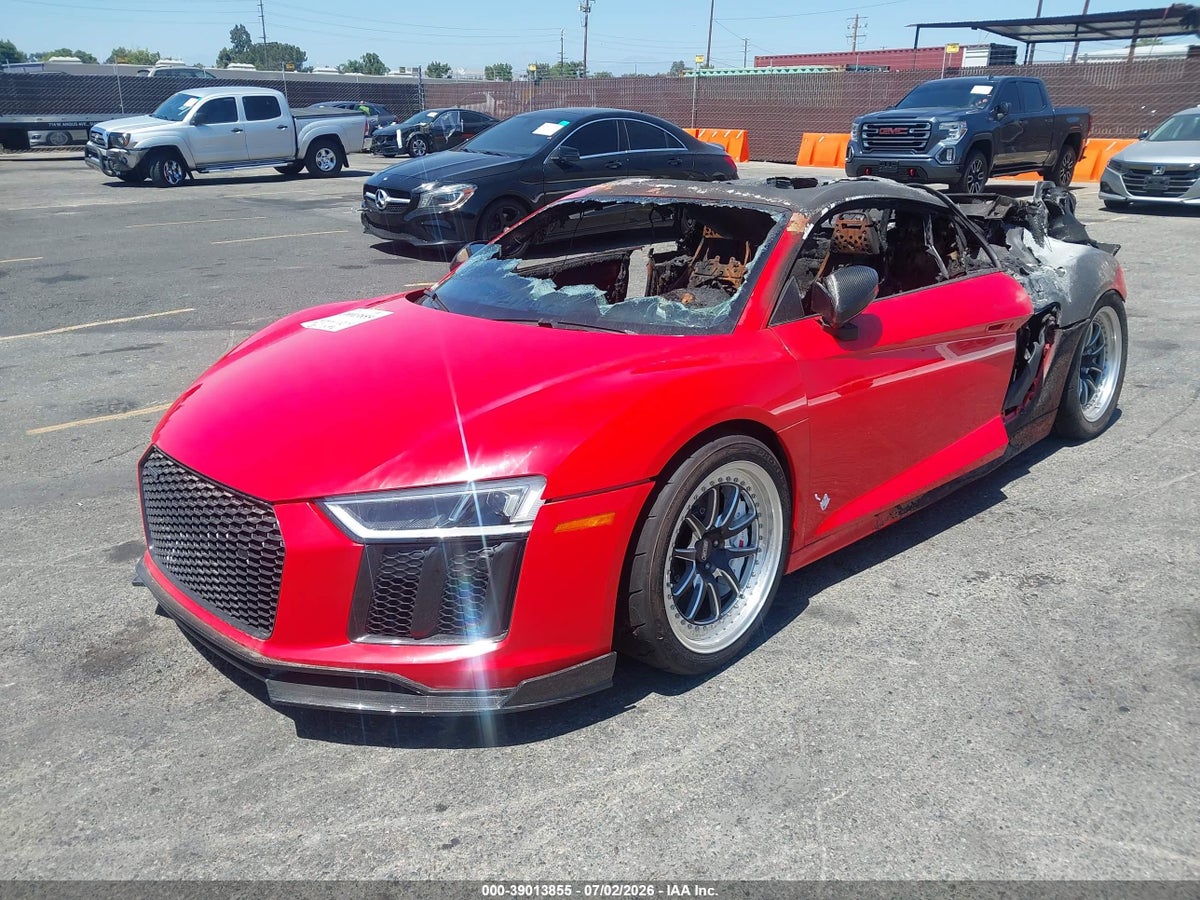 2017 AUDI R8 5.2 V10 PLUS — photo 2