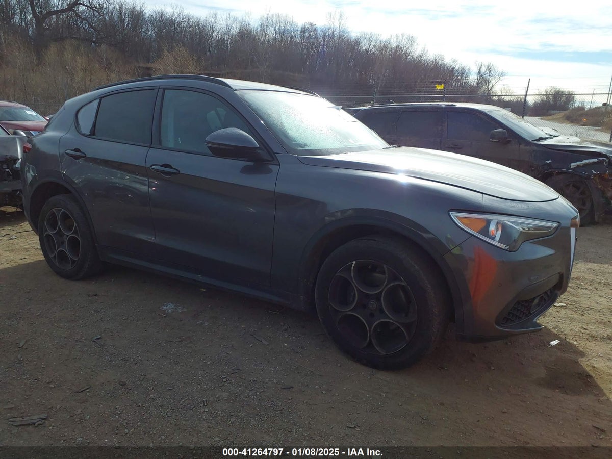 2018 Alfa Romeo Stelvio ZASFAKPN5J7B64686 Lot 41264797