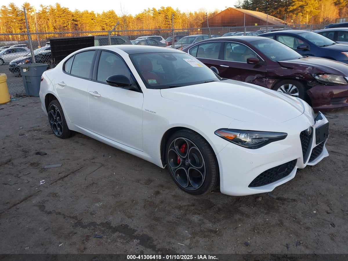 2022 Alfa Romeo Giulia ZARFANBNXN7664484 Lot 41306418