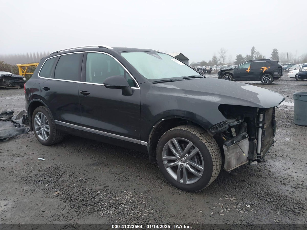 2015 Volkswagen Touareg WVGEP9BP2FD004838 Lot 41323564