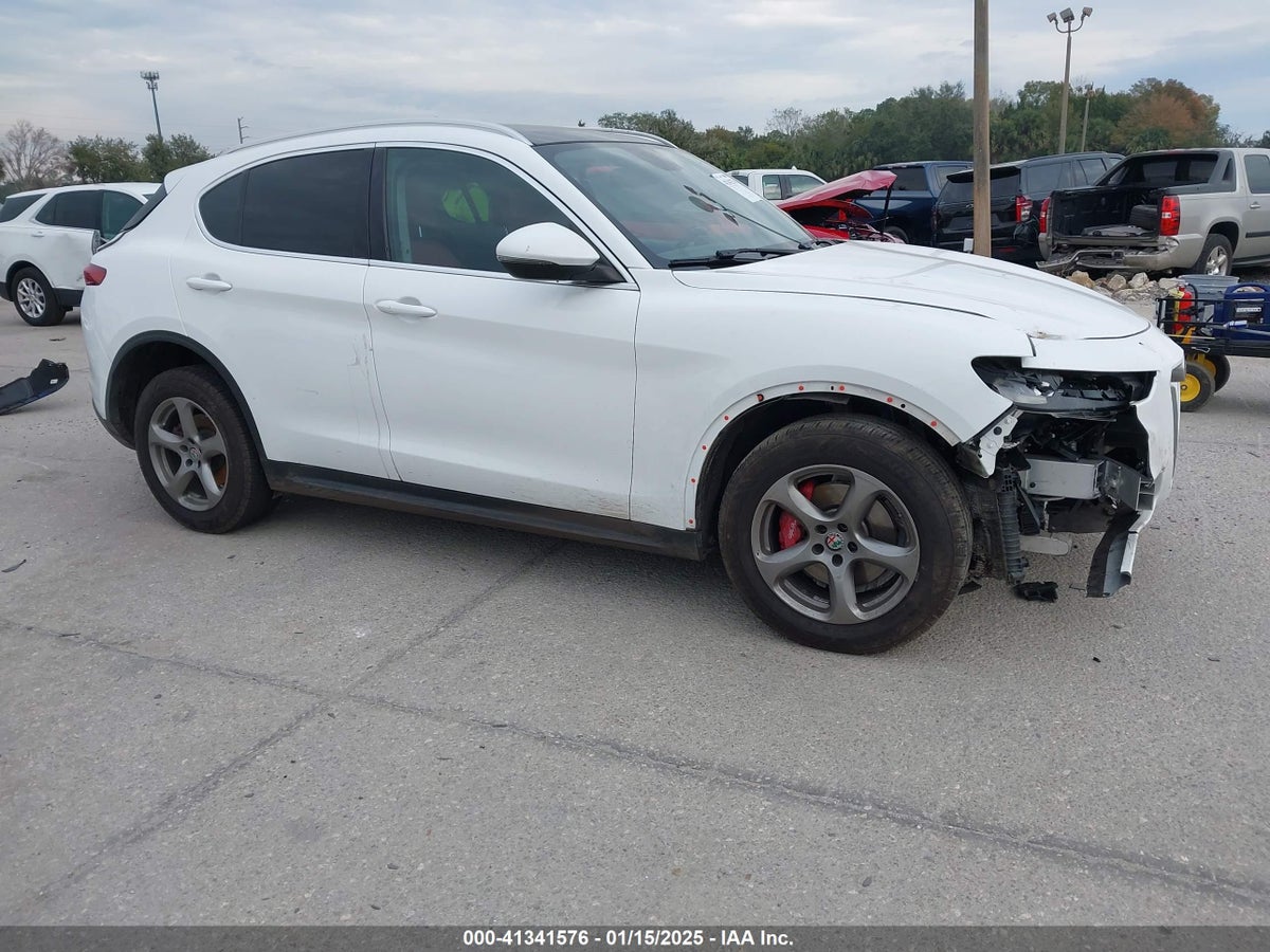 2018 Alfa Romeo Stelvio ZASFAKAN9J7B73870 Lot 41341576