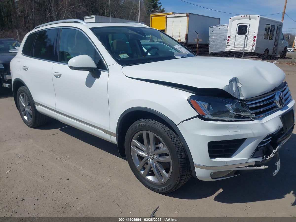 2016 Volkswagen Touareg WVGEF9BP3GD004853 Lot 41905994