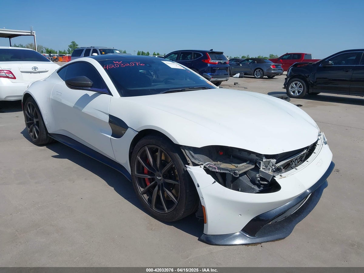 2019 Aston Martin Vantage SCFSMGAW4KGN01848 Lot 42032076