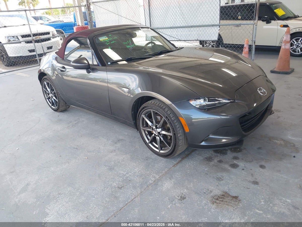 2018 Mazda MX-5 JM1NDAD74J0200887 Lot 42106811