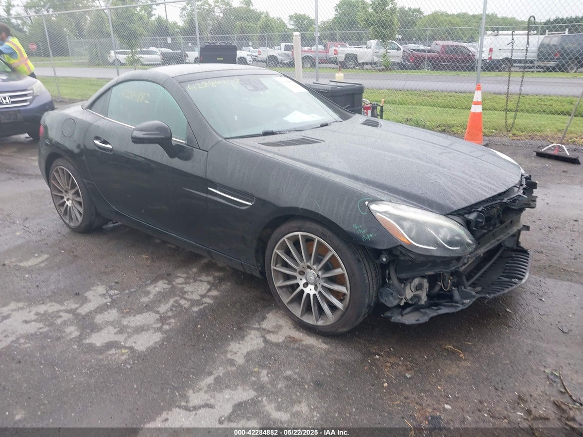 2017 Mercedes-Benz SLC WDDPK3JA4HF128001 Lot 42284882