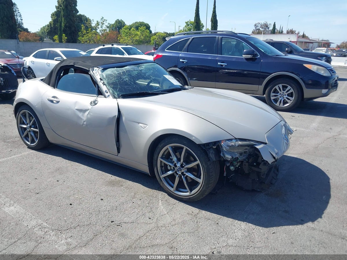 2022 Mazda MX-5 JM1NDAD74N0505814 Lot 42323838