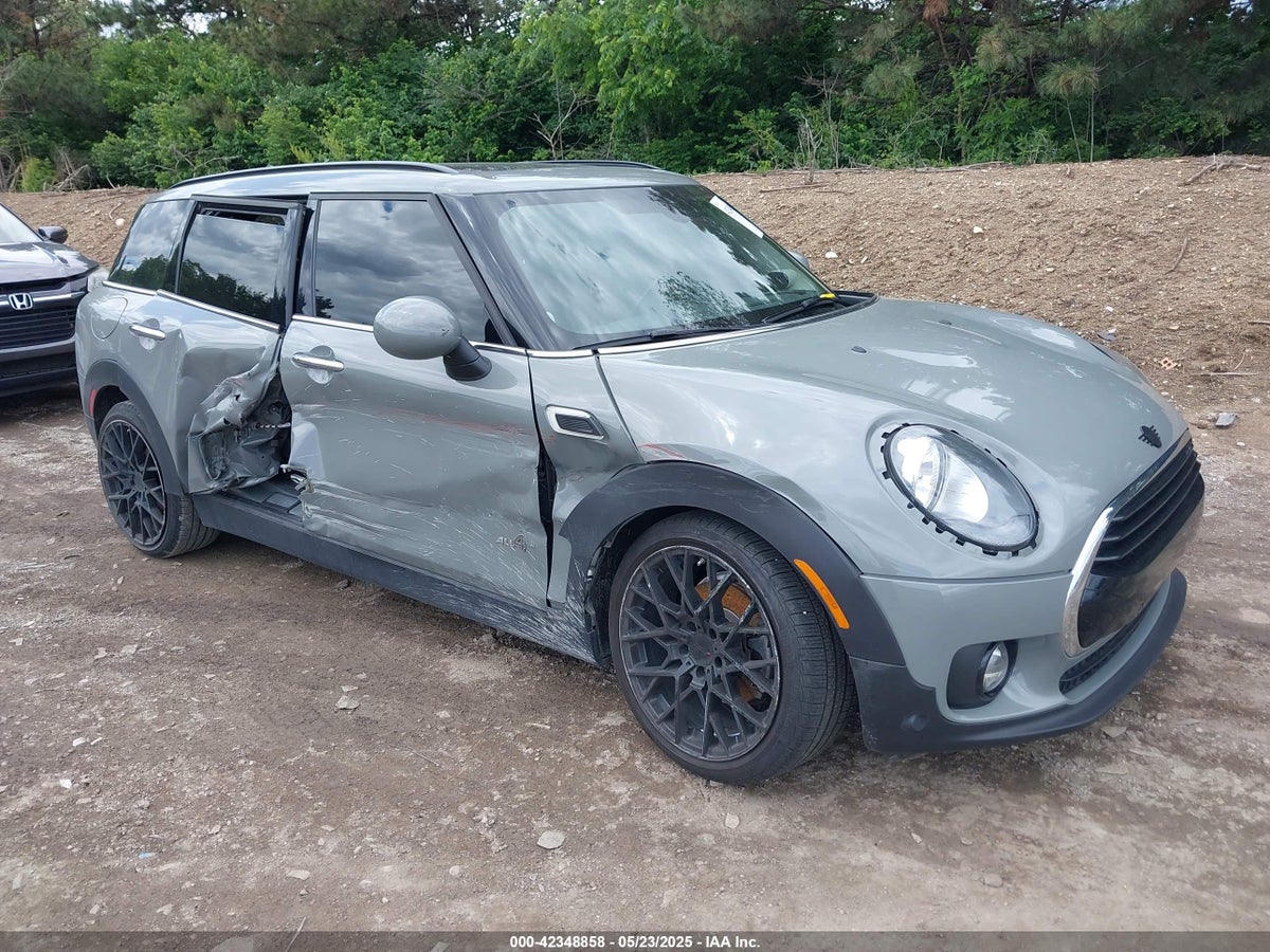 2018 Mini Clubman WMWLU1C5XJ2F29055 Lot 42348858