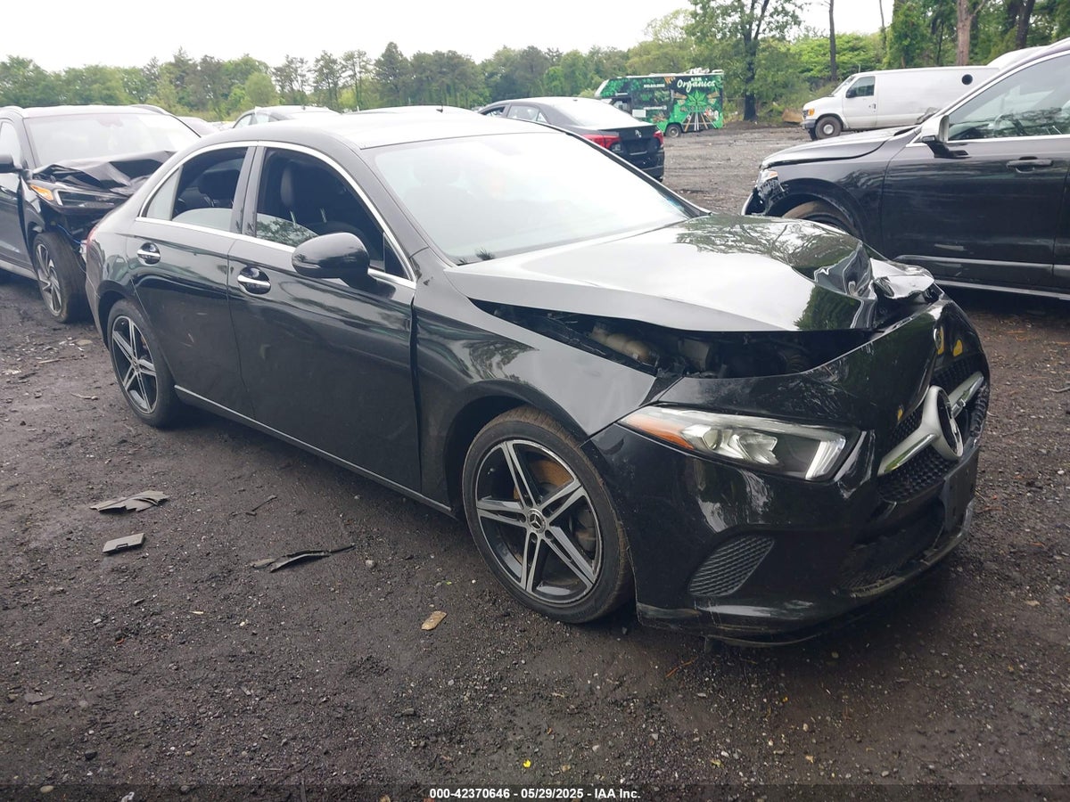 2020 Mercedes-Benz A-Class W1K3G4FB4LJ202188 Lot 42370646