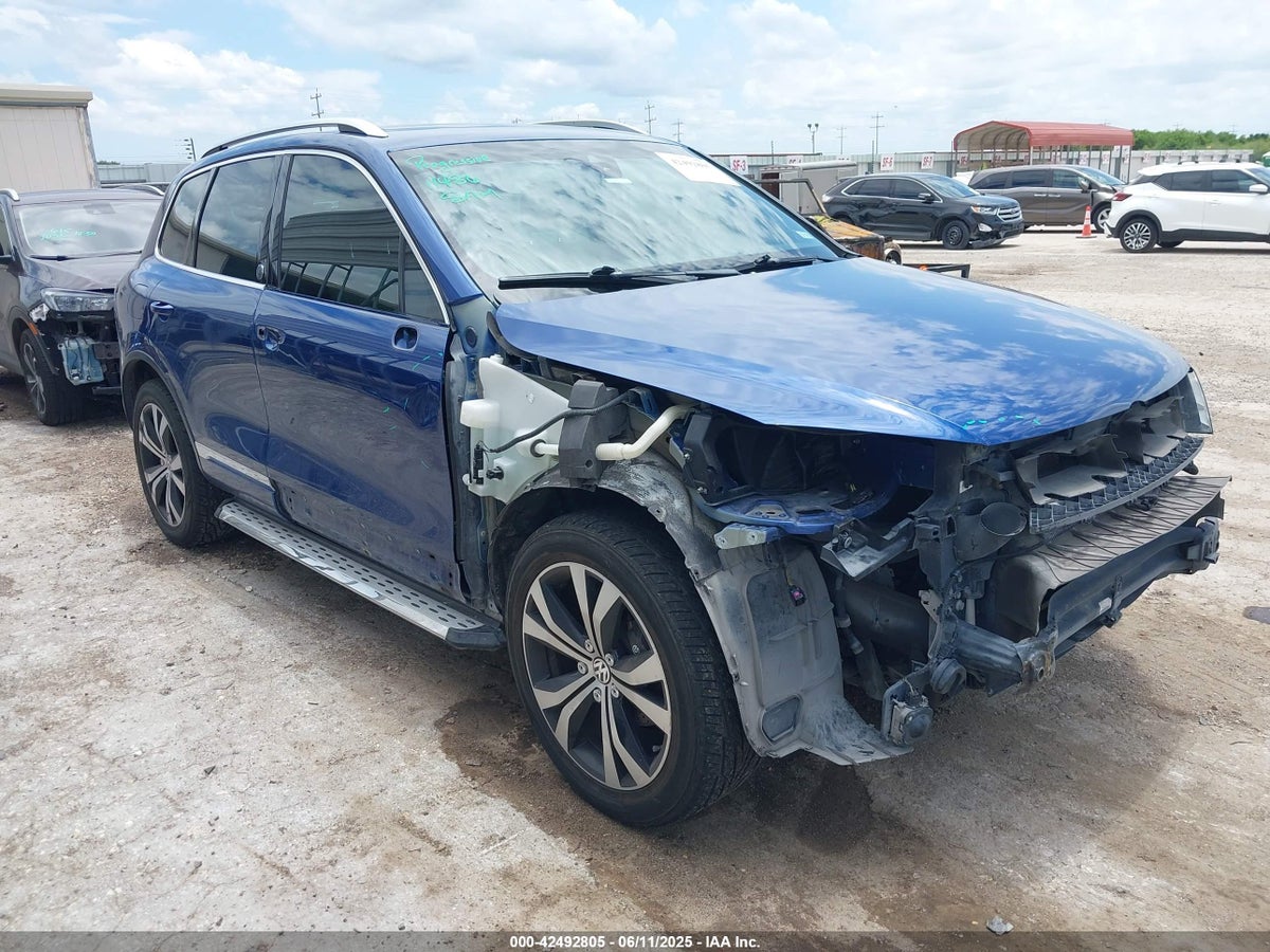 2017 Volkswagen Touareg WVGRF7BP7HD004054 Lot 42492805