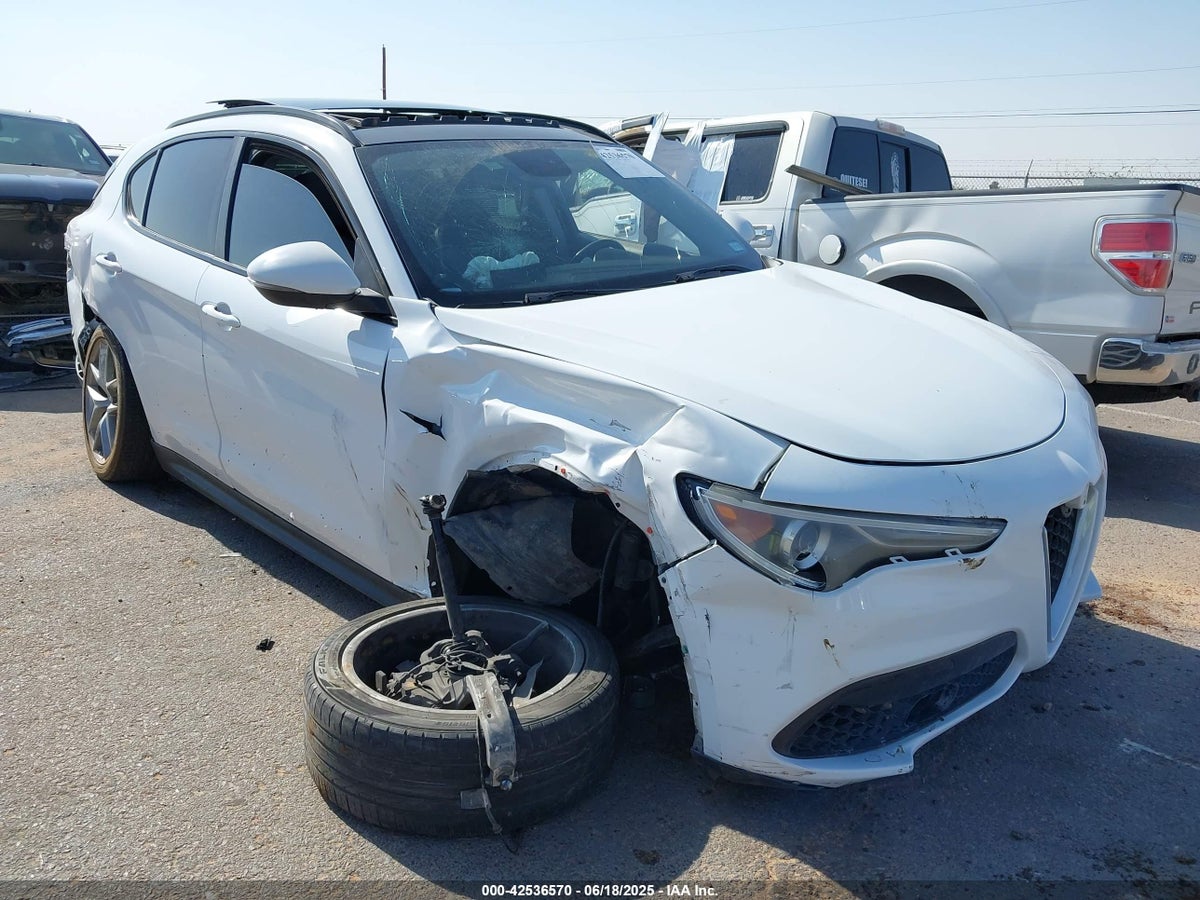 2018 Alfa Romeo Stelvio ZASFAKPN6J7B92206 Lot 42536570