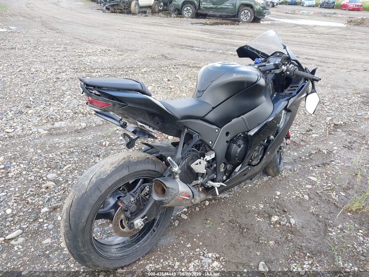 2025 KAWASAKI ZX1002 M — снимка 4
