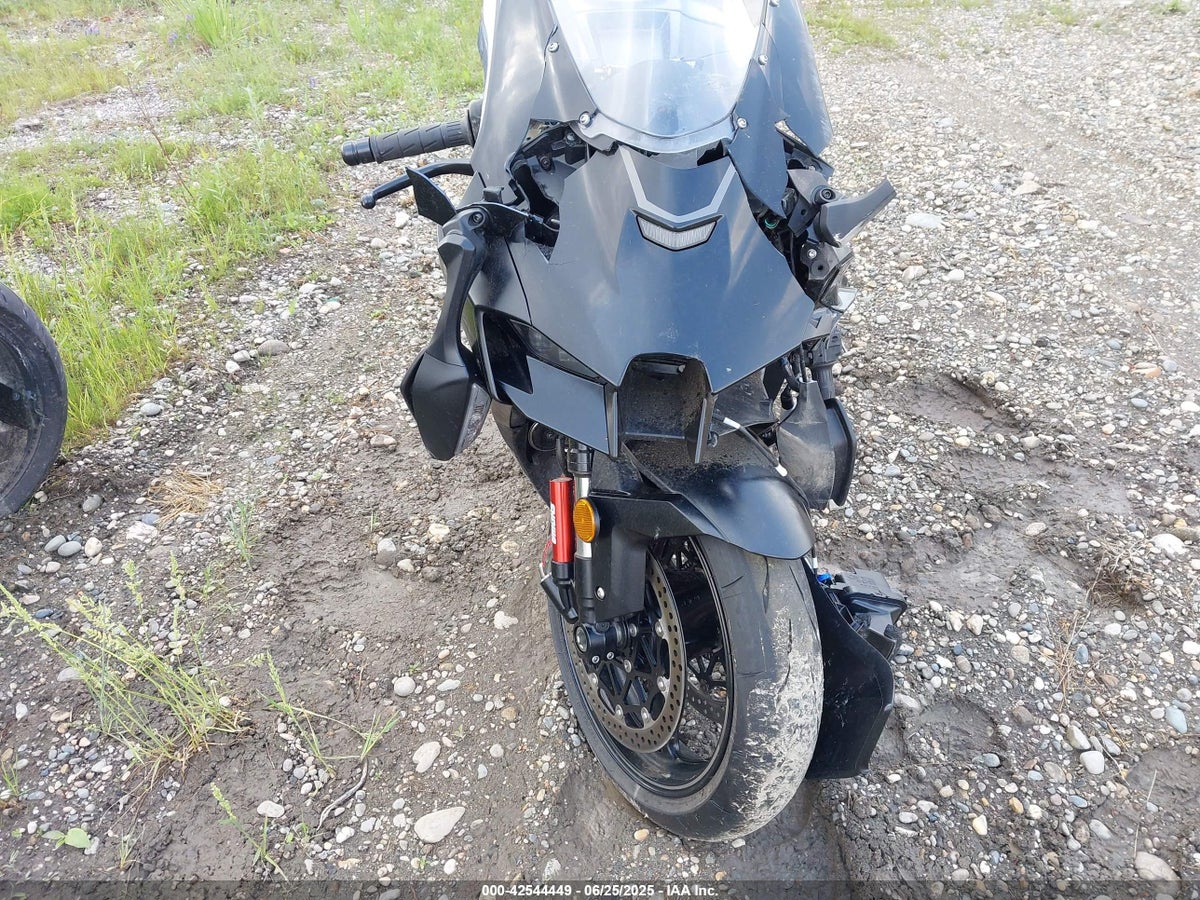 2025 KAWASAKI ZX1002 M — снимка 5