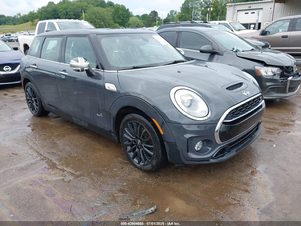 2017 Mini Clubman WMWLU5C37H2F24704 Lot 42604850