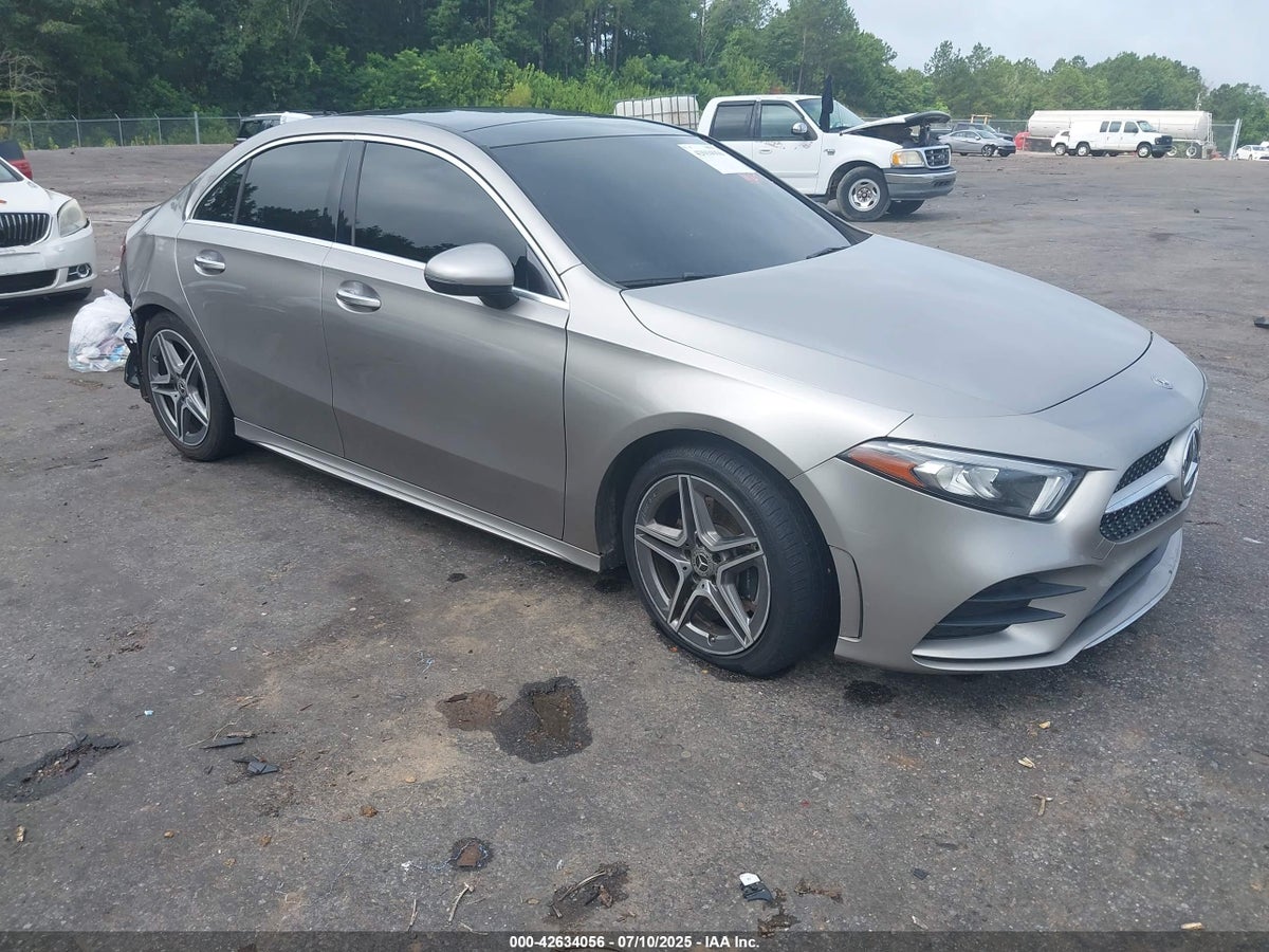 2019 Mercedes-Benz A-Class WDD3G4EB8KW036003 Lot 42634056