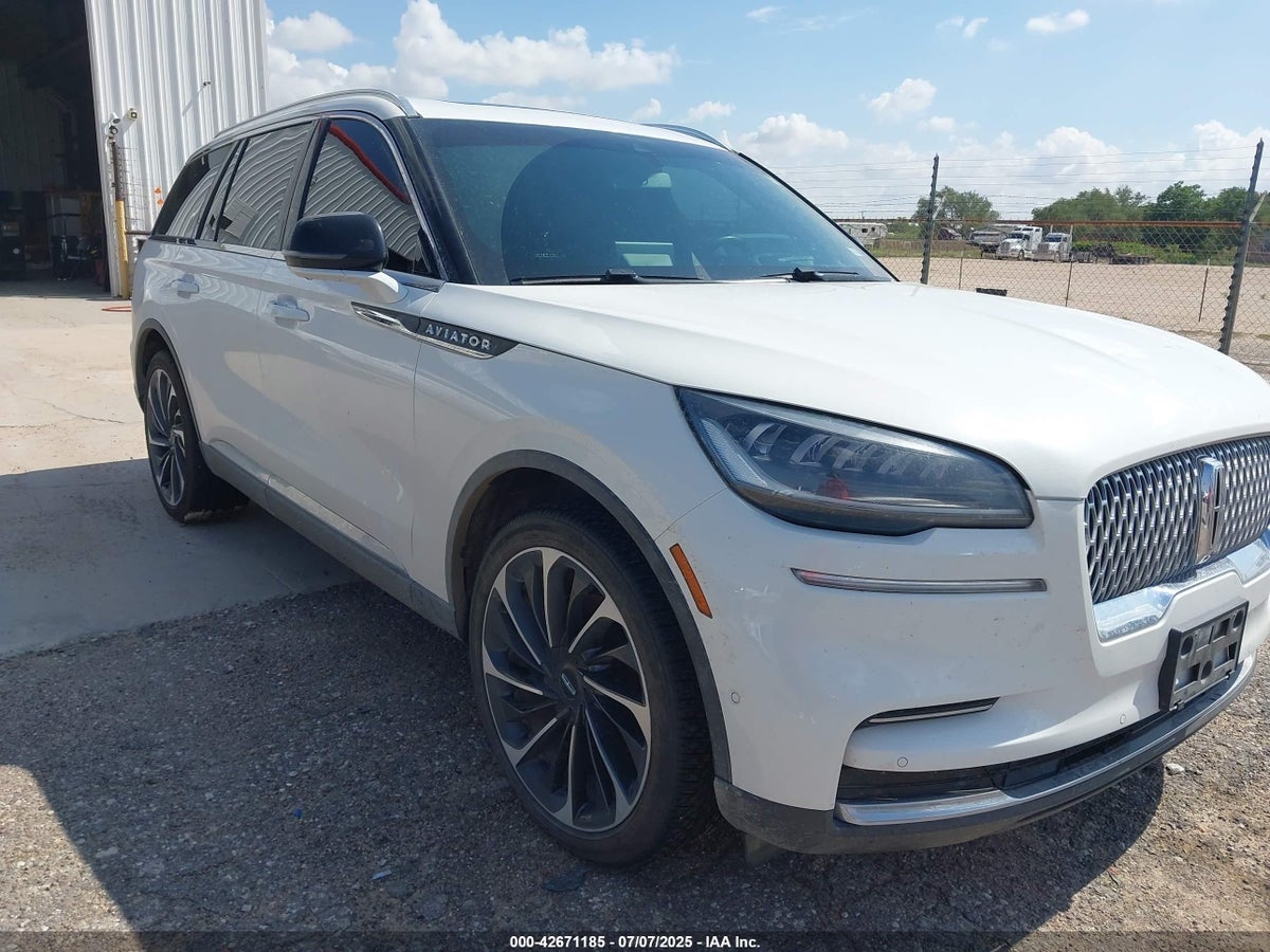 2023 Lincoln Aviator 5LM5J7WC8PGL07424 Lot 42671185