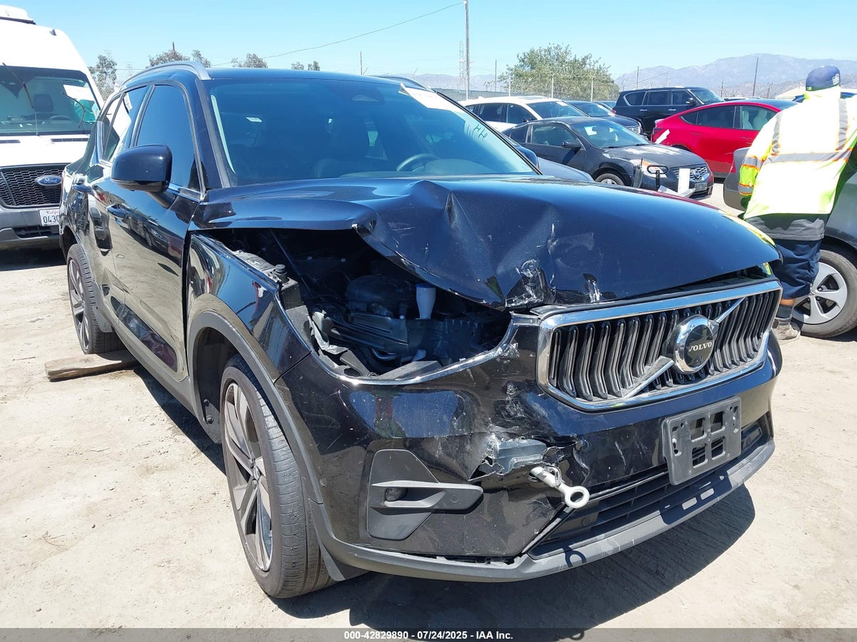 2024 Volvo XC40 YV4L12UE9R2378912 Lot 42829890