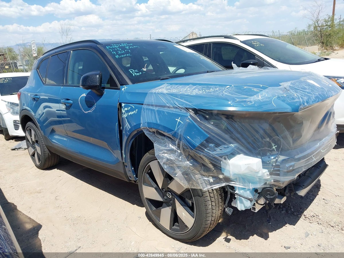 2023 Volvo XC40 YV4ED3UM5P2098060 Lot 42849945