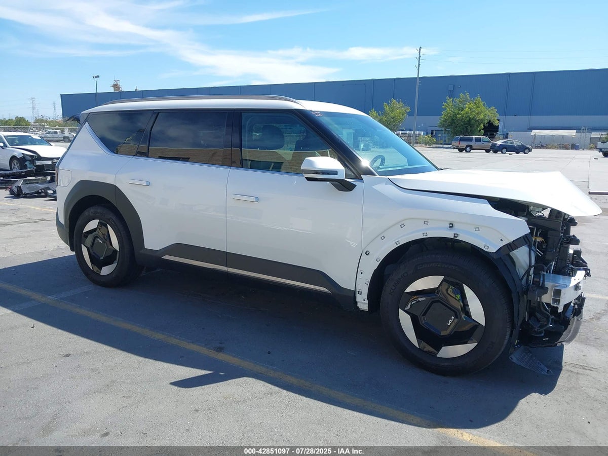 2024 Kia EV9 KNDAFFS59R6036245 Lot 42851097