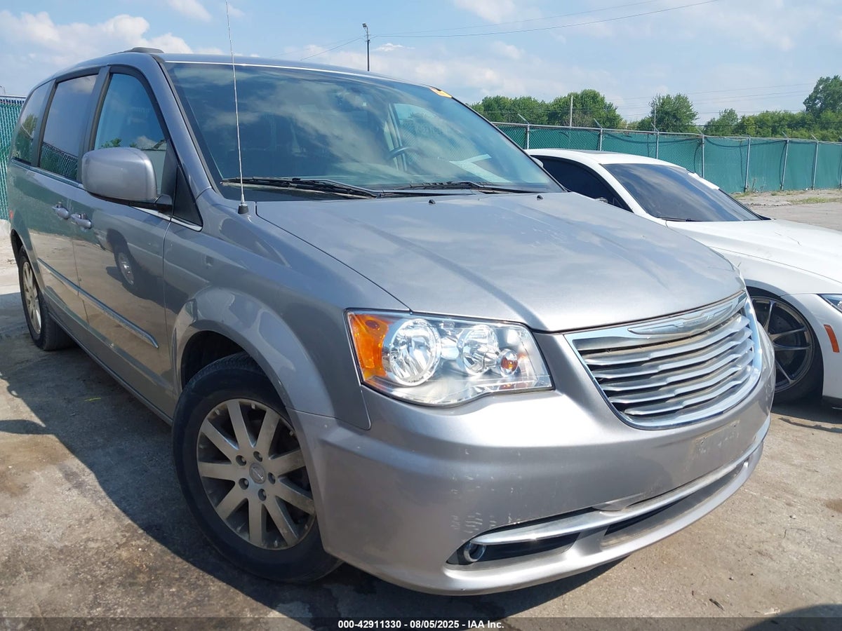 2015 Chrysler Town & Country 2C4RC1BG4FR726084 Lot 42911330