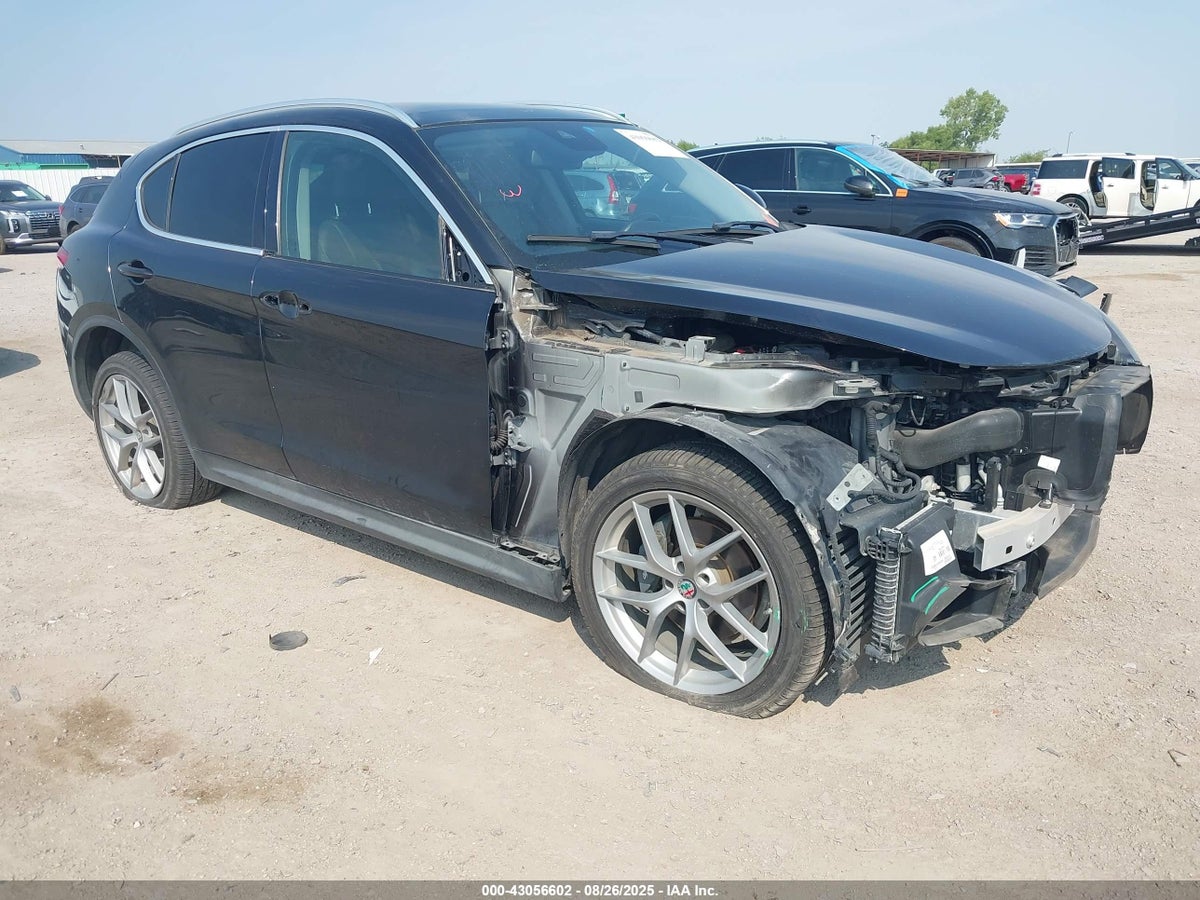 2018 Alfa Romeo Stelvio ZASFAKBN2J7C02964 Lot 43056602