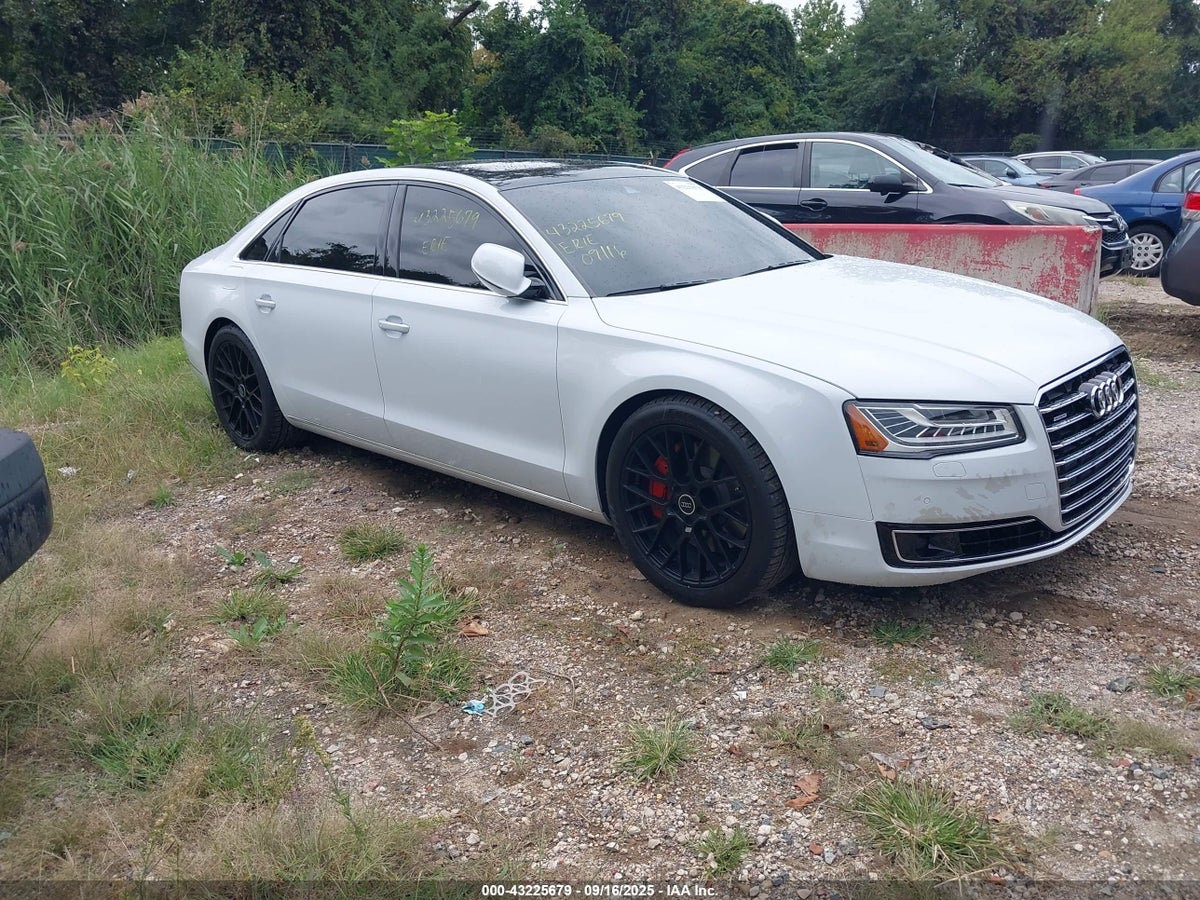 2015 Audi A8 WAU32AFD2FN040676 Lot 43225679