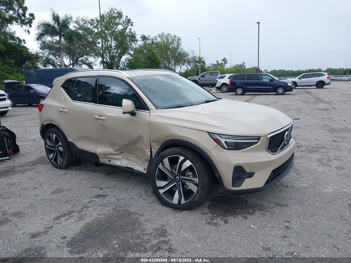 2025 Volvo XC40 YV4L12UF2S2519060 Lot 43260366