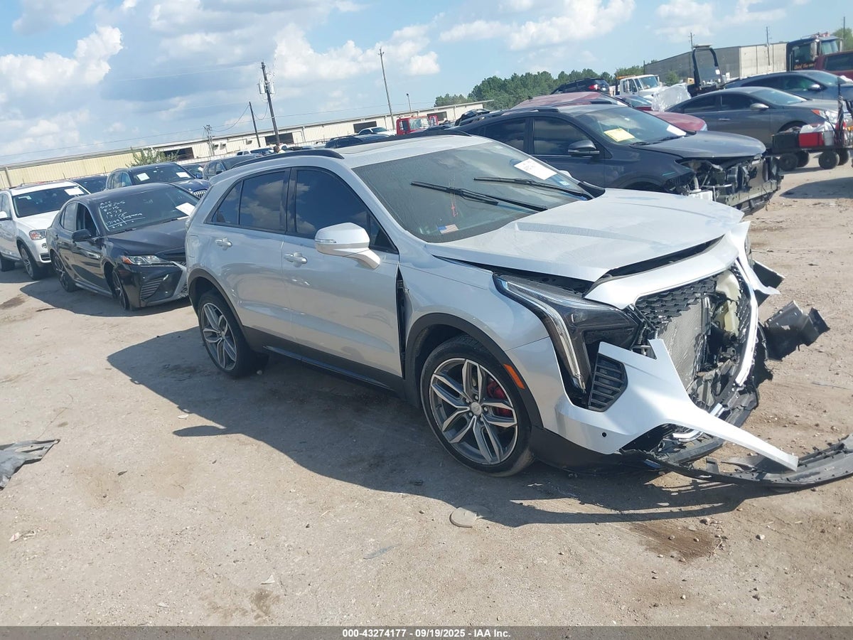 2021 Cadillac XT4 1GYFZER49MF081421 Lot 43274177