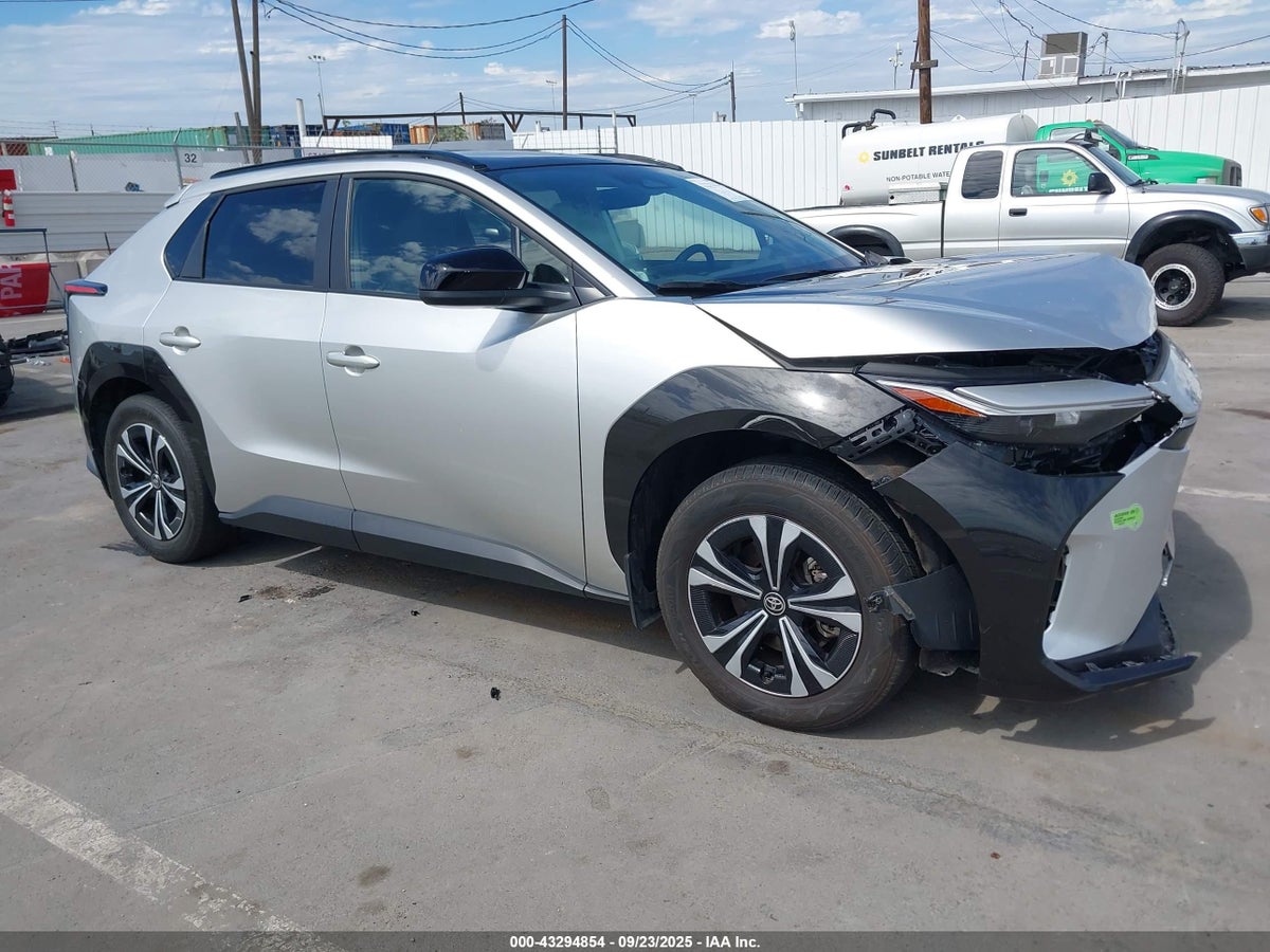 2023 Toyota bZ4X JTMABACAXPA029213 Lot 43294854