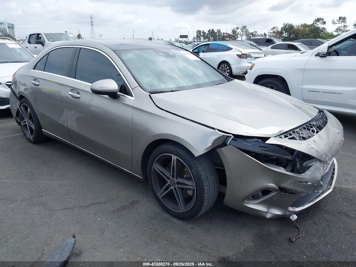 2020 Mercedes-Benz A-Class W1K3G4EB2LW043854 Lot 43300270