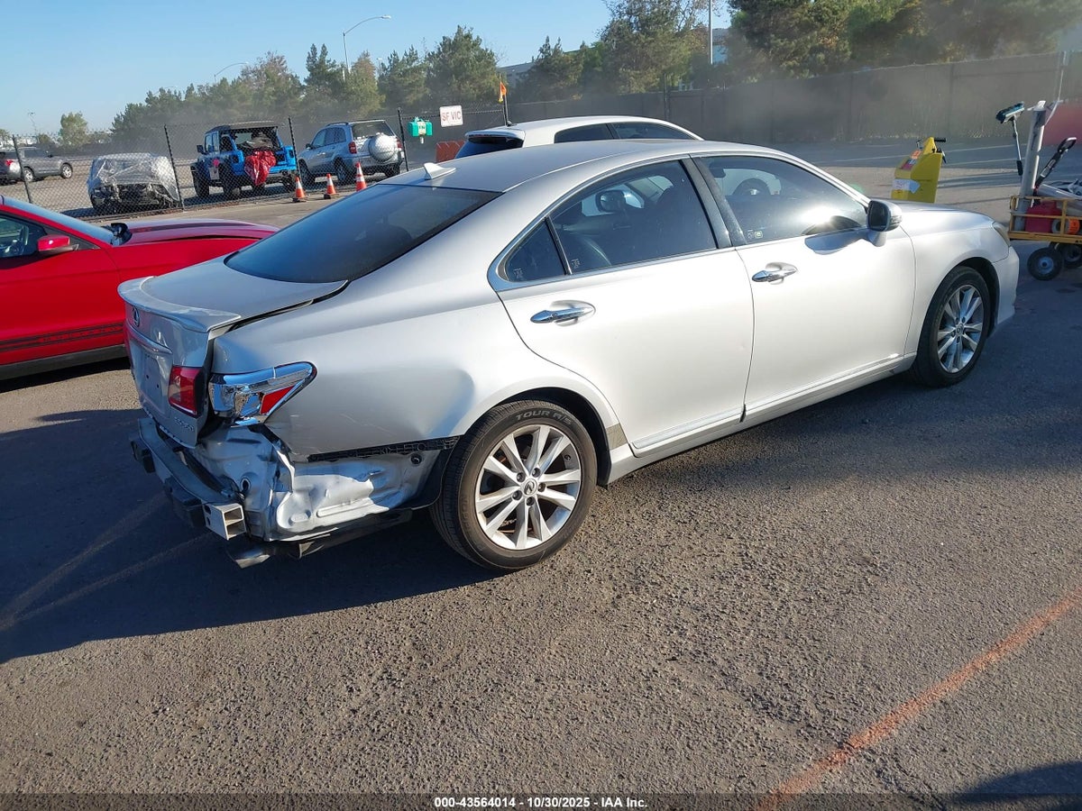 2010 LEXUS ES 350 — снимка 4