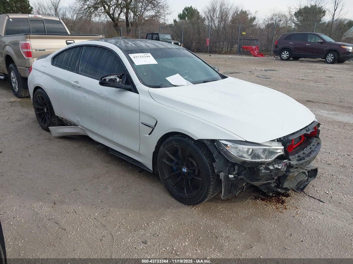 2015 BMW M4 WBS3R9C52FK334664 Lot 43733344