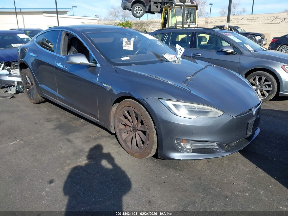 2016 Tesla Model S 5YJSA1E21GF153939 Lot 44431403